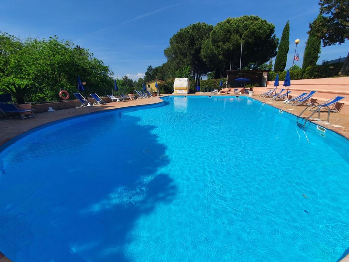 Toscana Holiday Village Montopoli in Val d'Arno Exterior photo